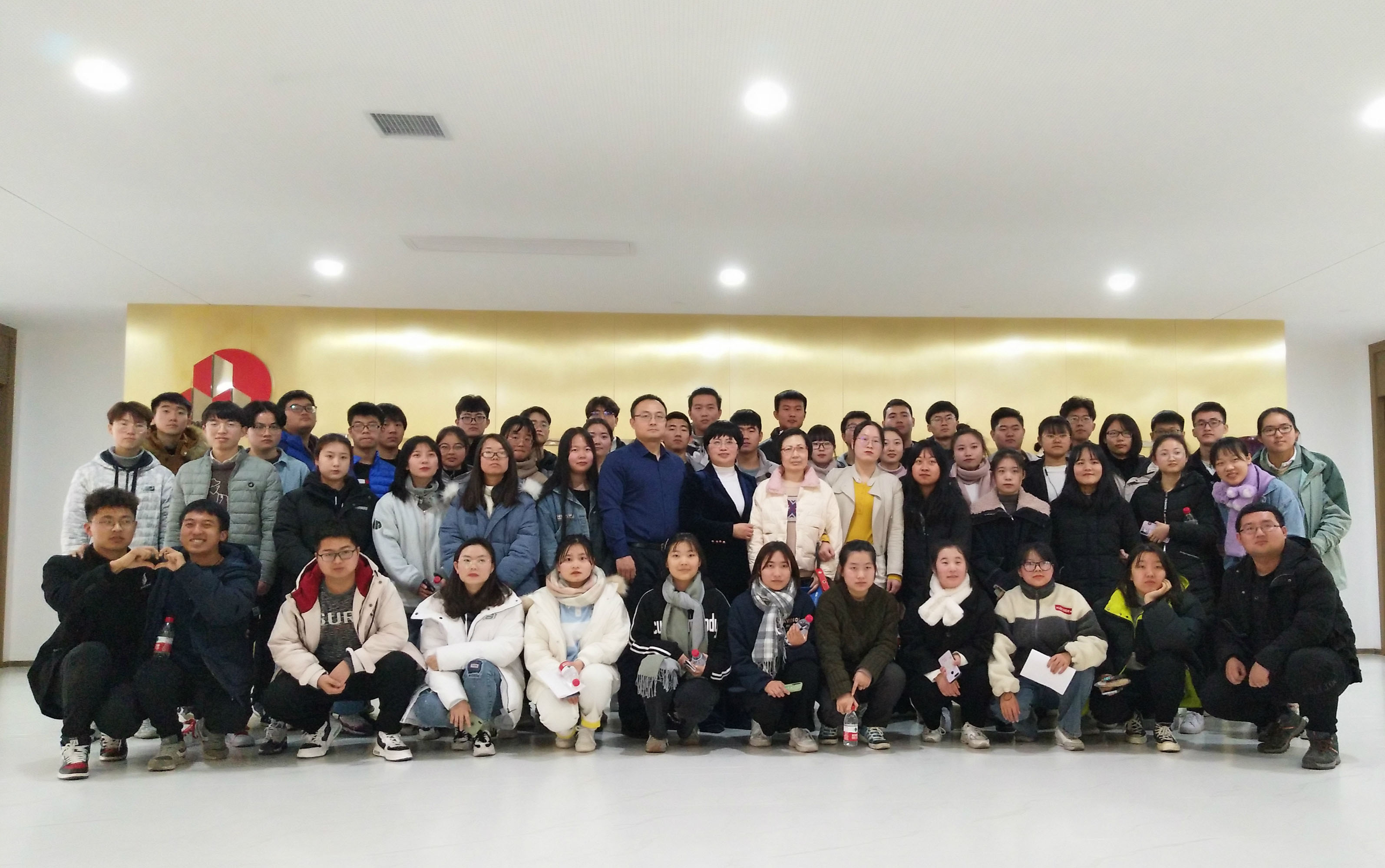 校企合作|西安思源学院师生到我星空官网-星空XINGKONG(中国)交流学习